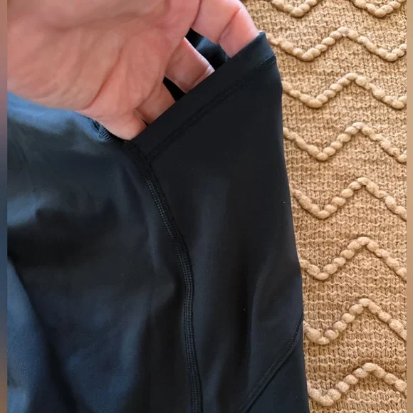 Lulu lemon High-Rise Black Women's Performance Leggings with pockets - Picture 8 of 8